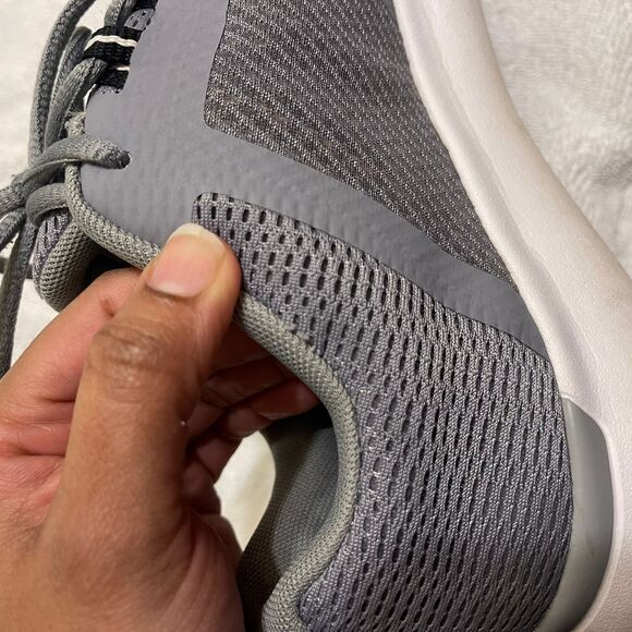 Under Armour Men s Fuse FST Running Tennis Shoe Gray Sneakers Size 12 - Picture 6 of 9